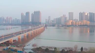 武汉沙湖高架桥汉街视频的预览图